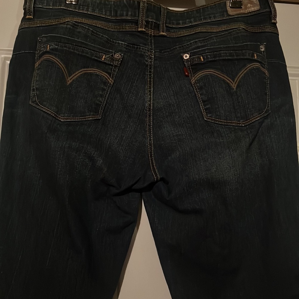 Levi’s dark blue skinny jeans size 16